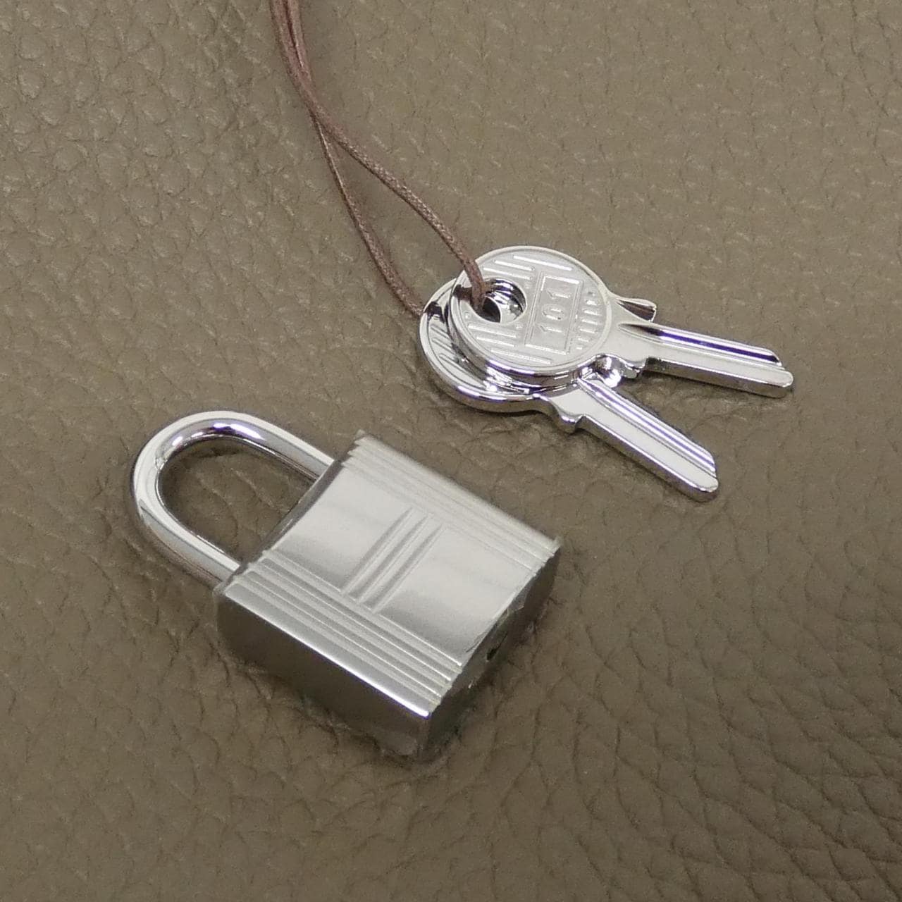 エルメス ピコタン ロック PM 056289CK バッグ