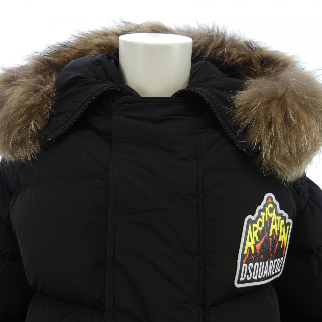 ディースクエアード DSQUARED2 S71AN0099 ダウンジャケット