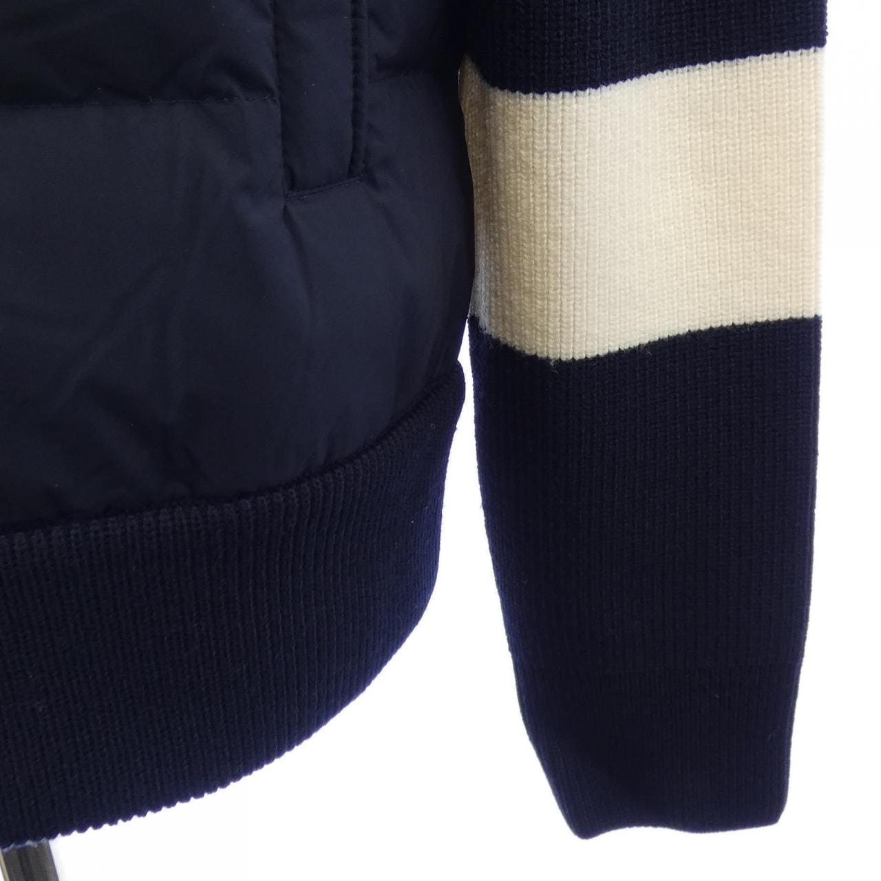 モンクレール MONCLER 20919B00008 ダウンジャケット