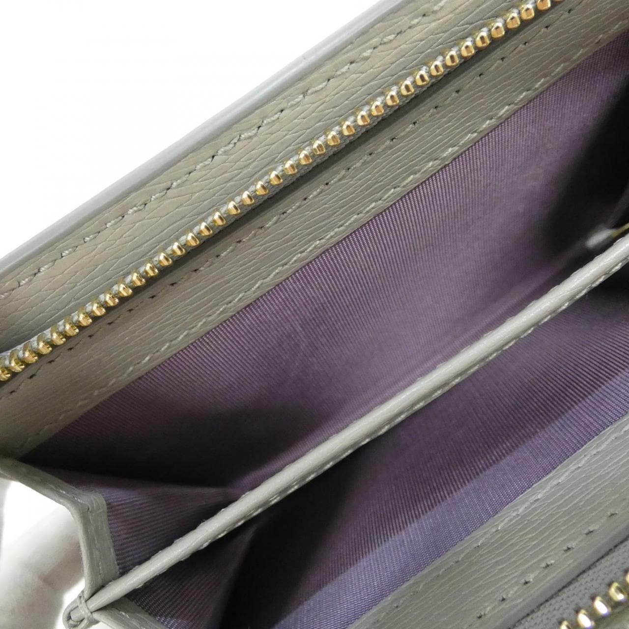 グッチ 772640 0OP0N 財布