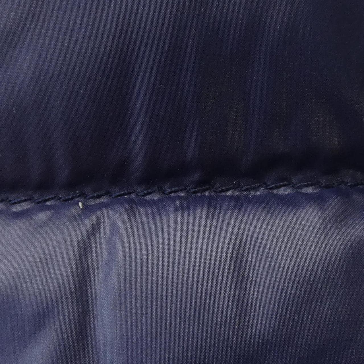 普拉达PRADA羽绒服