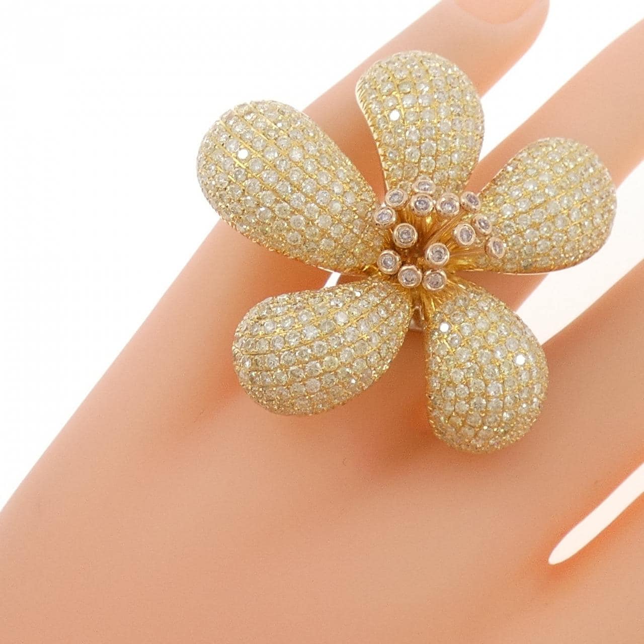 750スリーカラー フラワー ピンクダイヤモンド リング 0.19CT