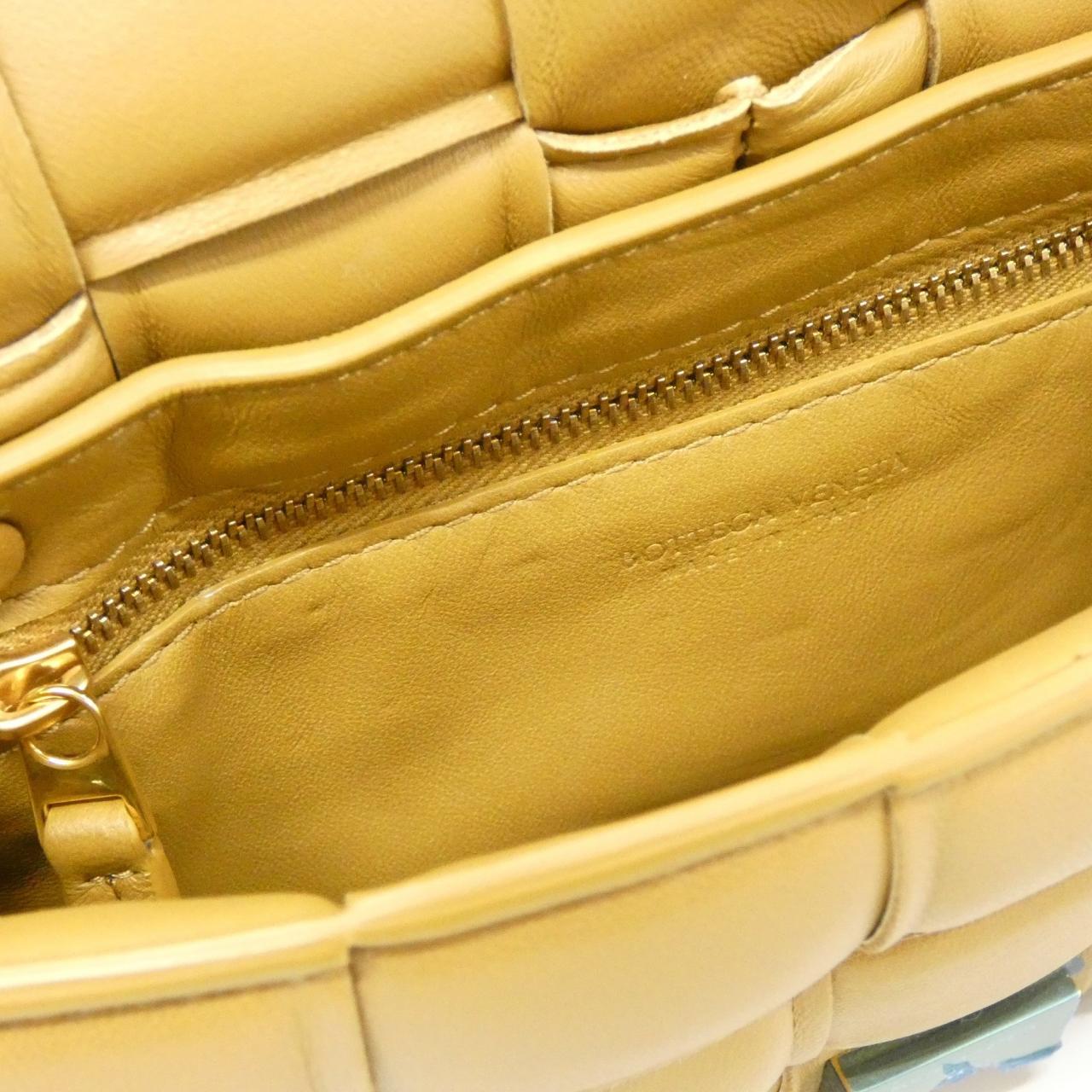 ボッテガヴェネタ 717506 VCQR1 ショルダーバッグ