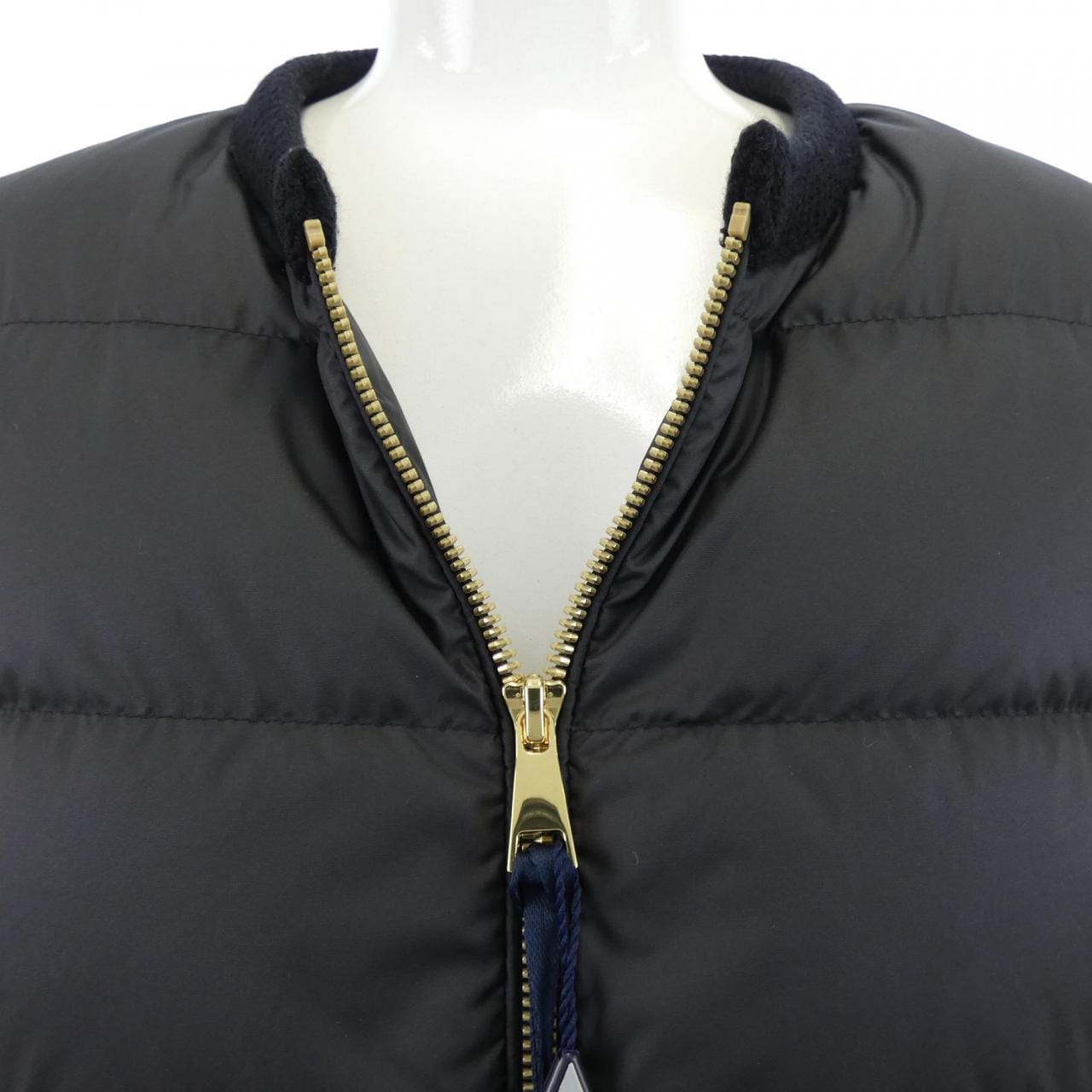 【新品】モンクレール MONCLER MAUVEZIN ダウンジャケット