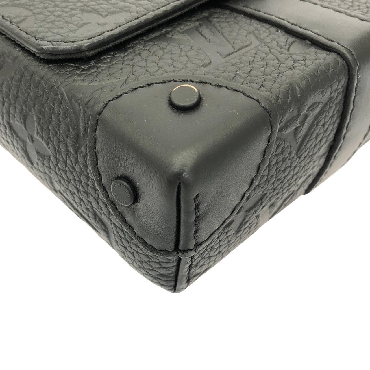 ルイヴィトン トリヨン モノグラム トランク メッセンジャー PM M57726 ショルダーバッグ