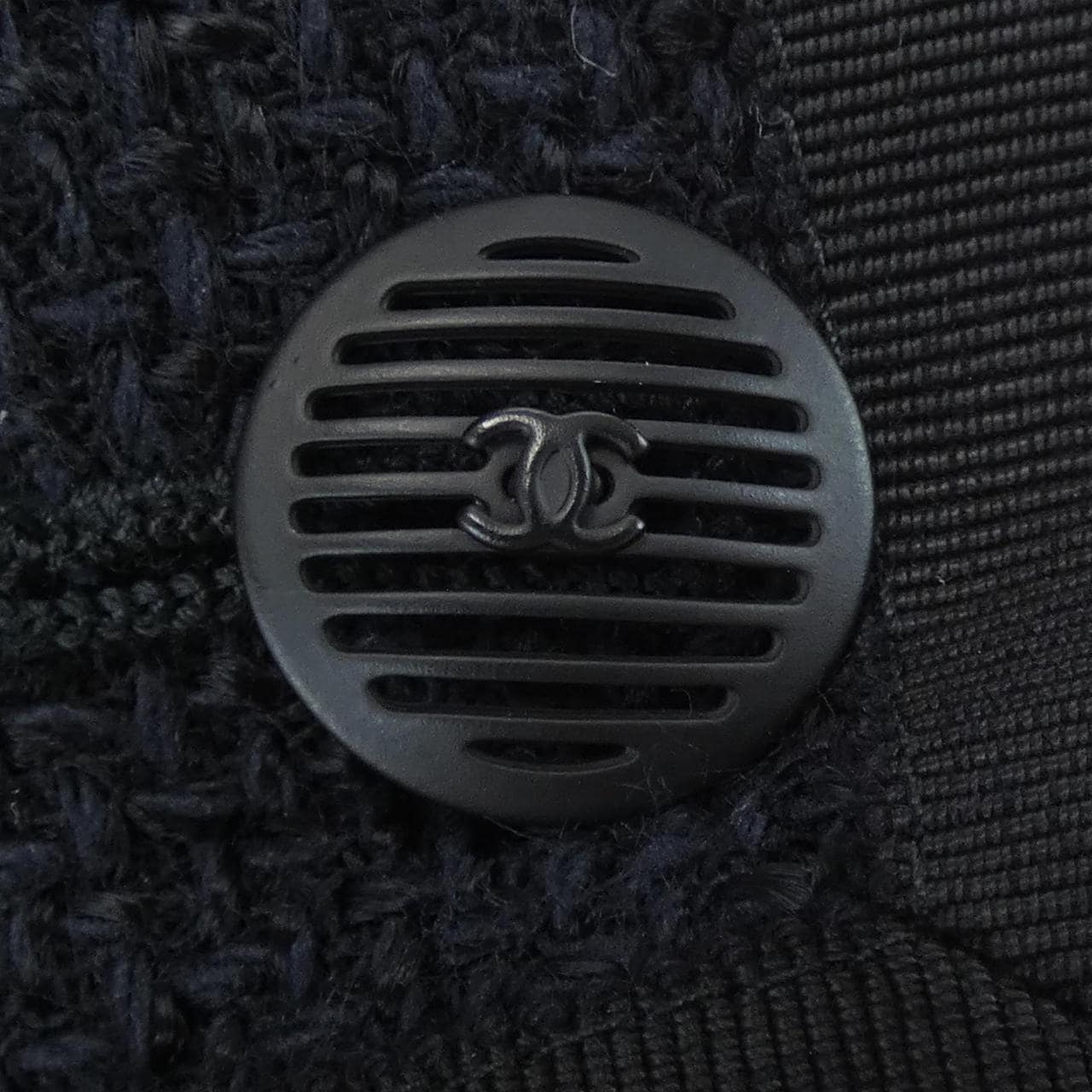 【ヴィンテージ】シャネル CHANEL P19120V11109 02P ノーカラージャケット