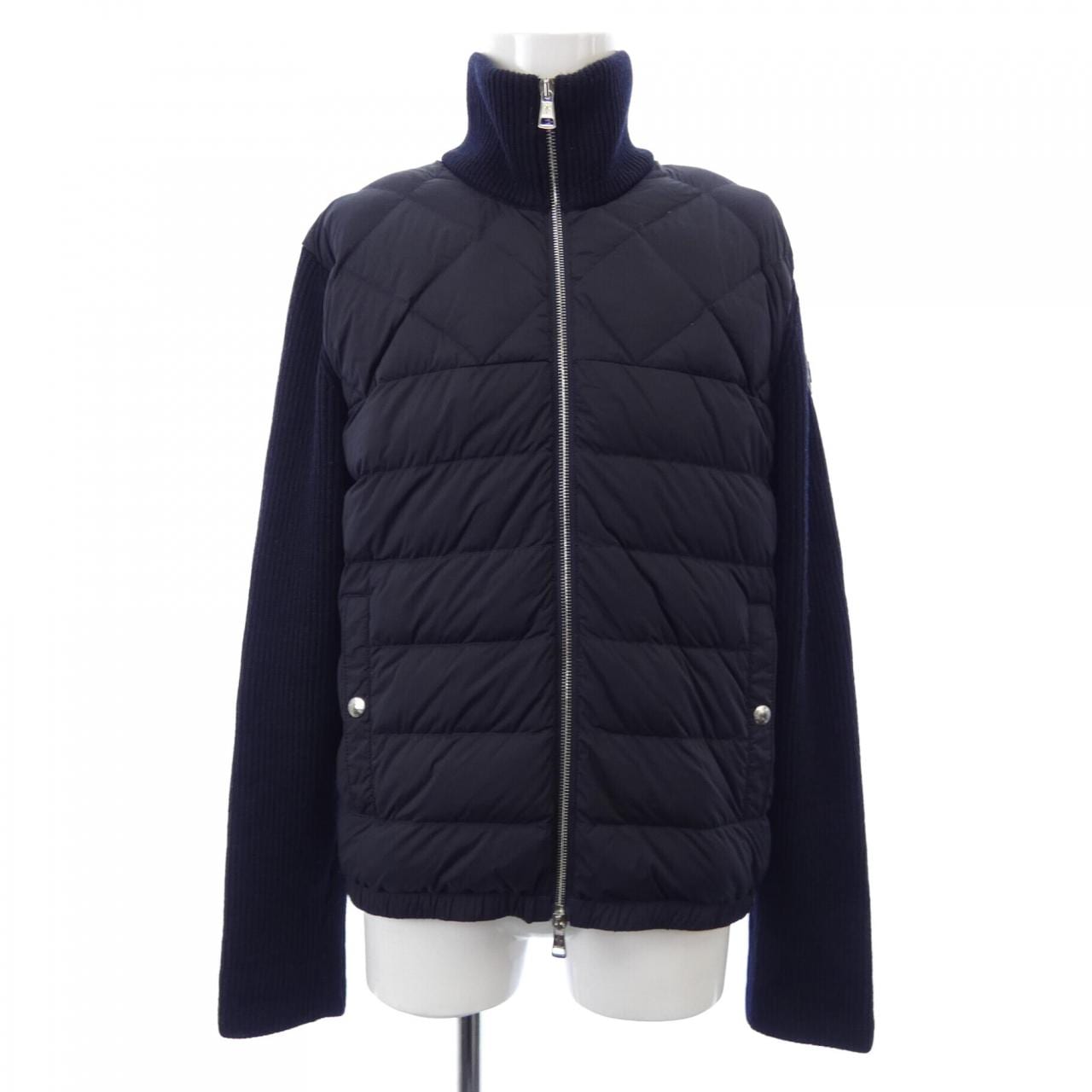 モンクレール MONCLER ダウンジャケット