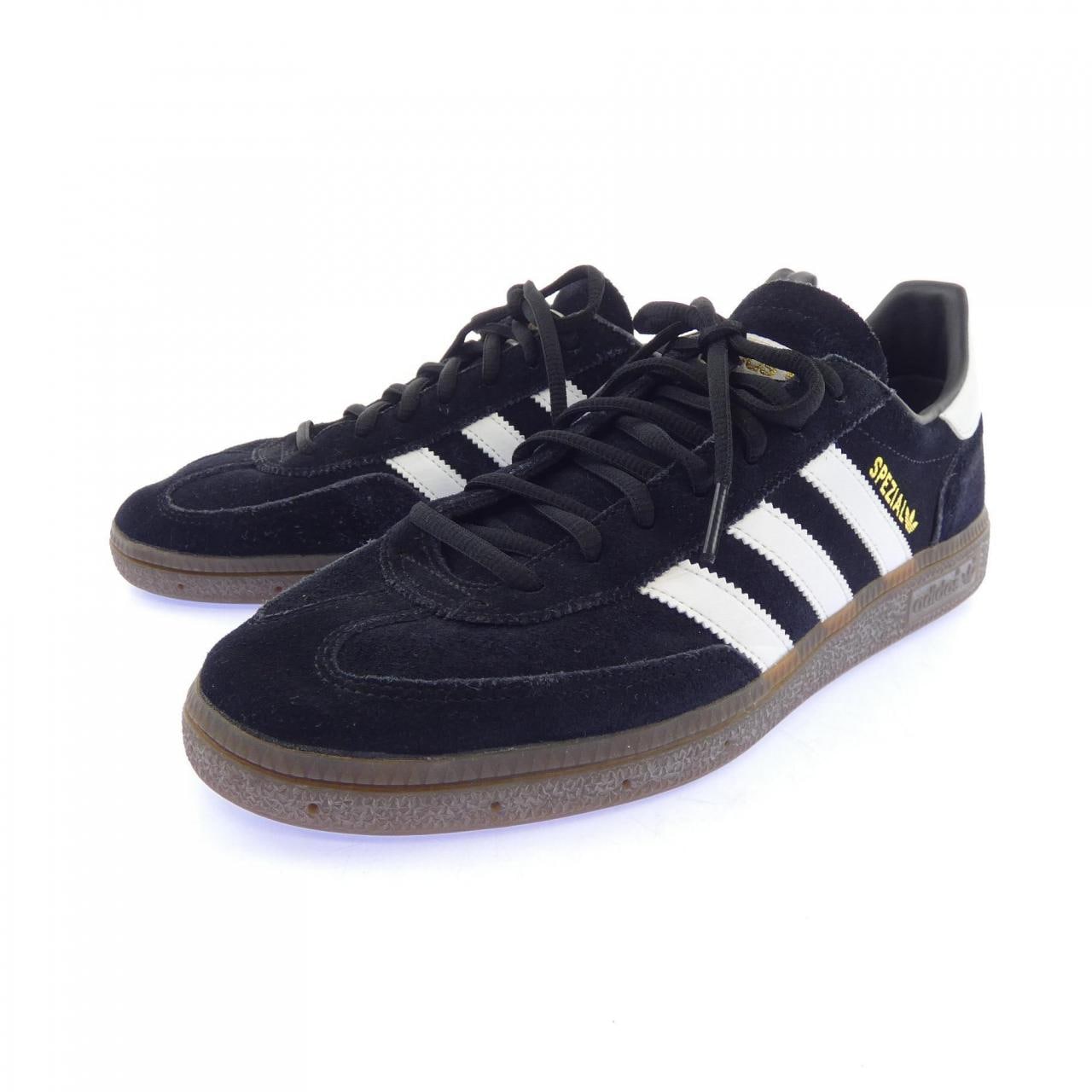 アディダス ADIDAS DB3021 スニーカー