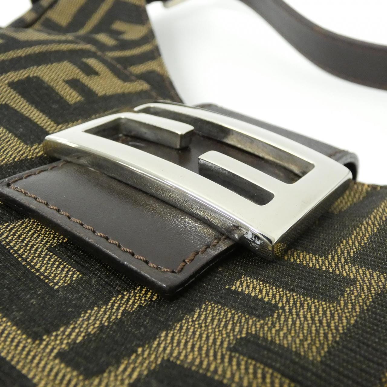 【ヴィンテージ】フェンディ 26569 ショルダーバッグ