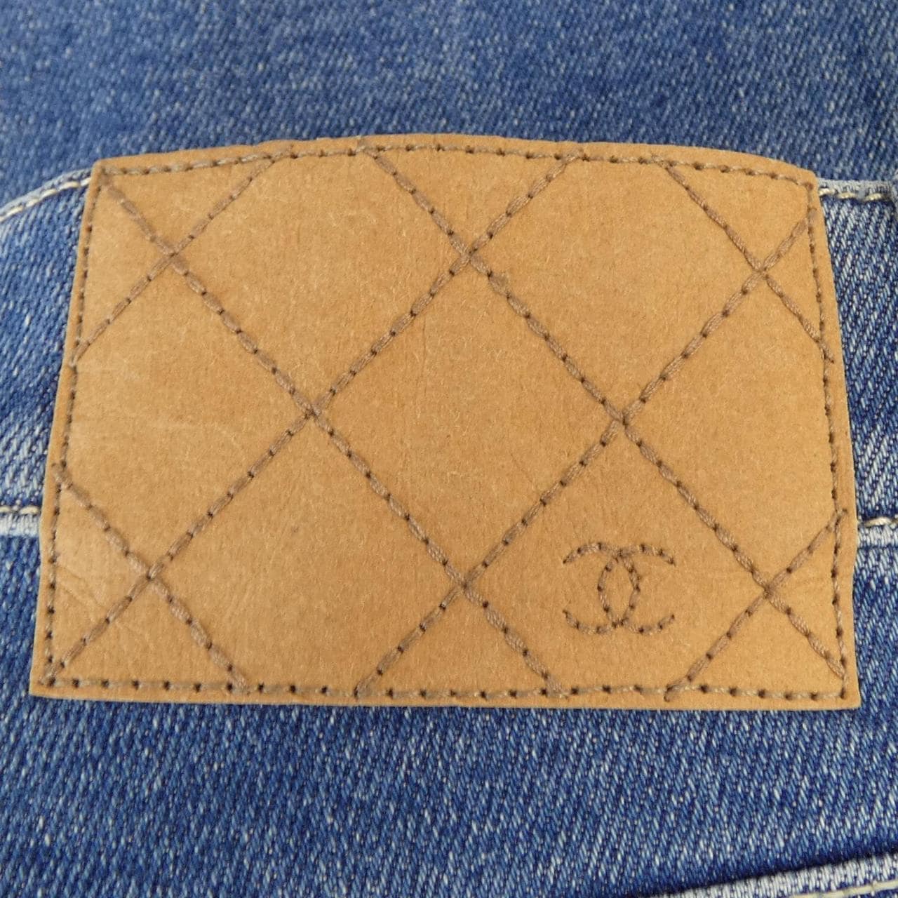 シャネル CHANEL P64935V61007 ジーンズ