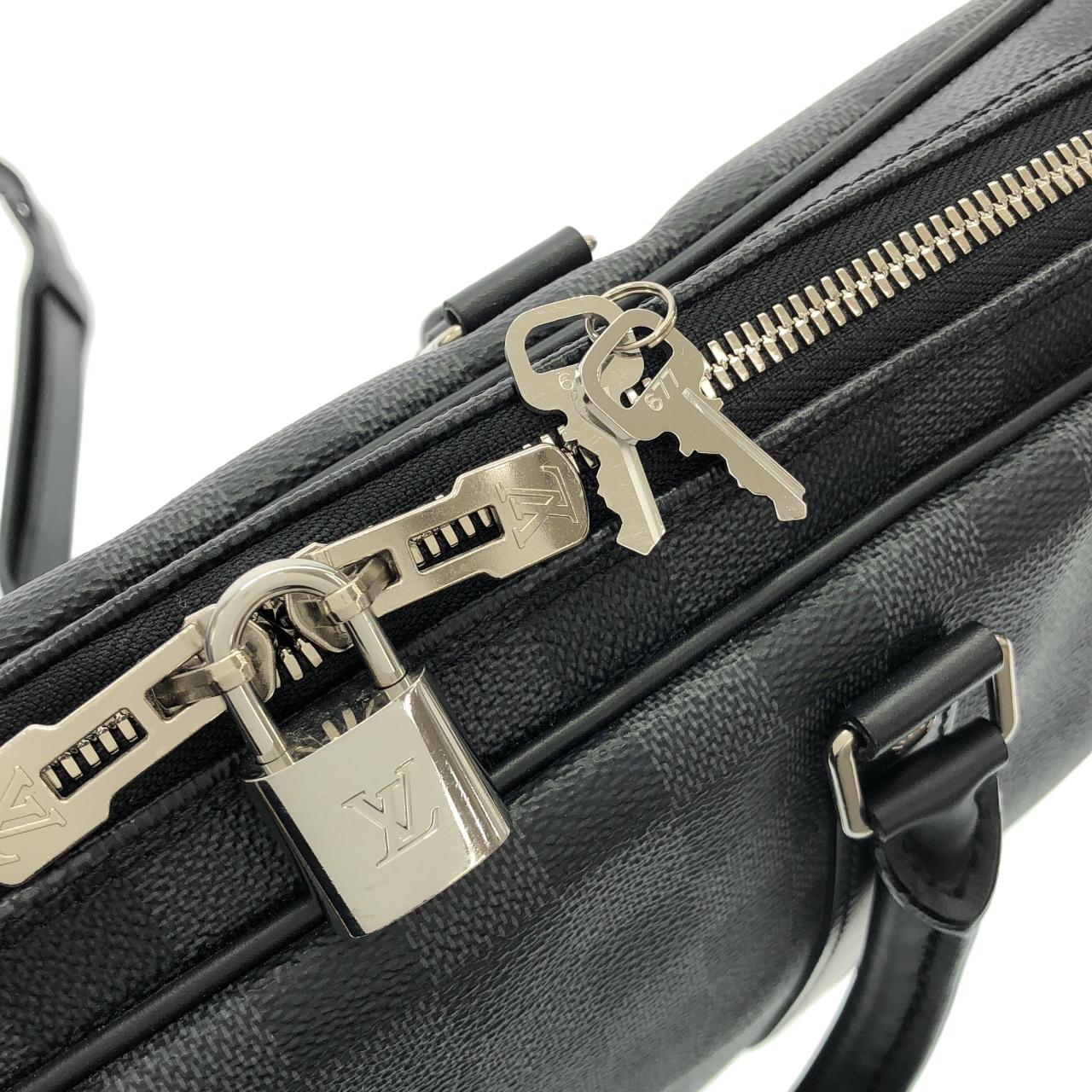 ルイヴィトン ダミエ グラフィット ポルト ドキュマン ヴォワヤージュ PM N41478 バッグ