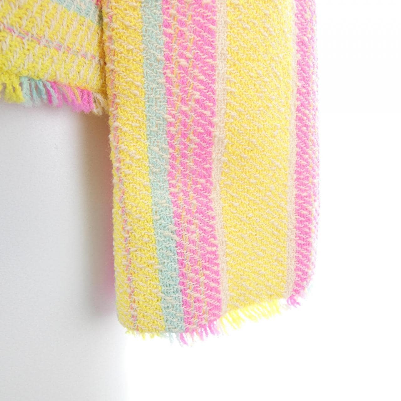 【ヴィンテージ】シャネル CHANEL IDENTIFICATION P14745V08232 00C ジャケット