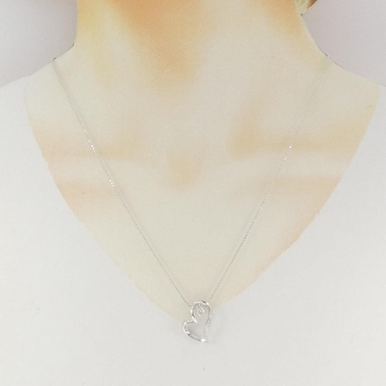 K18WG ハート ダイヤモンド ネックレス 0.25CT