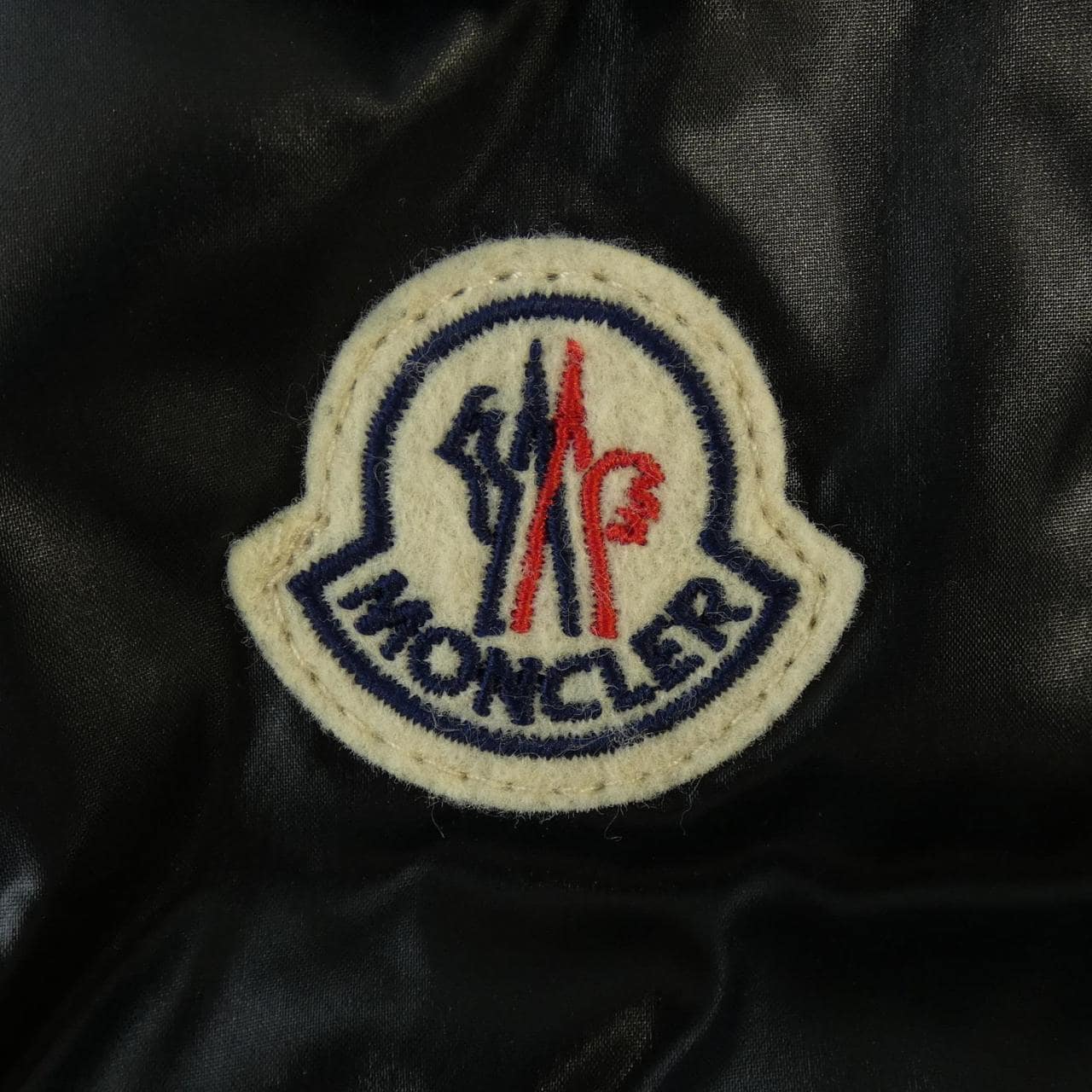 モンクレール MONCLER ダウンジャケット