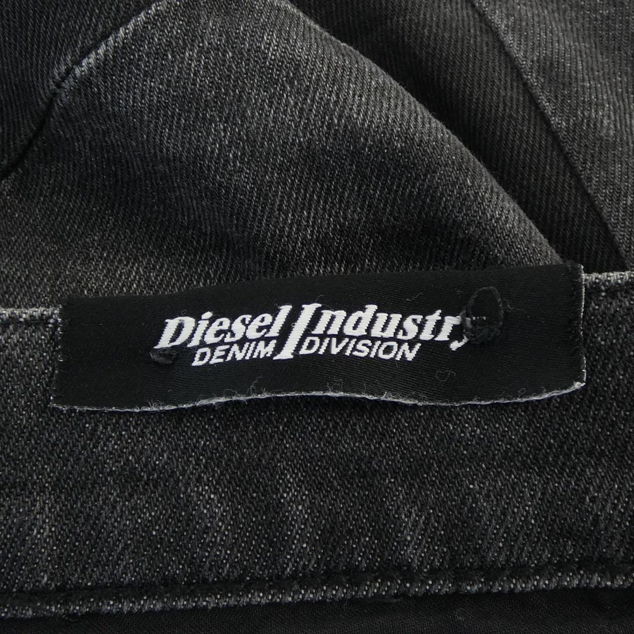 ディーゼル DIESEL ジーンズ
