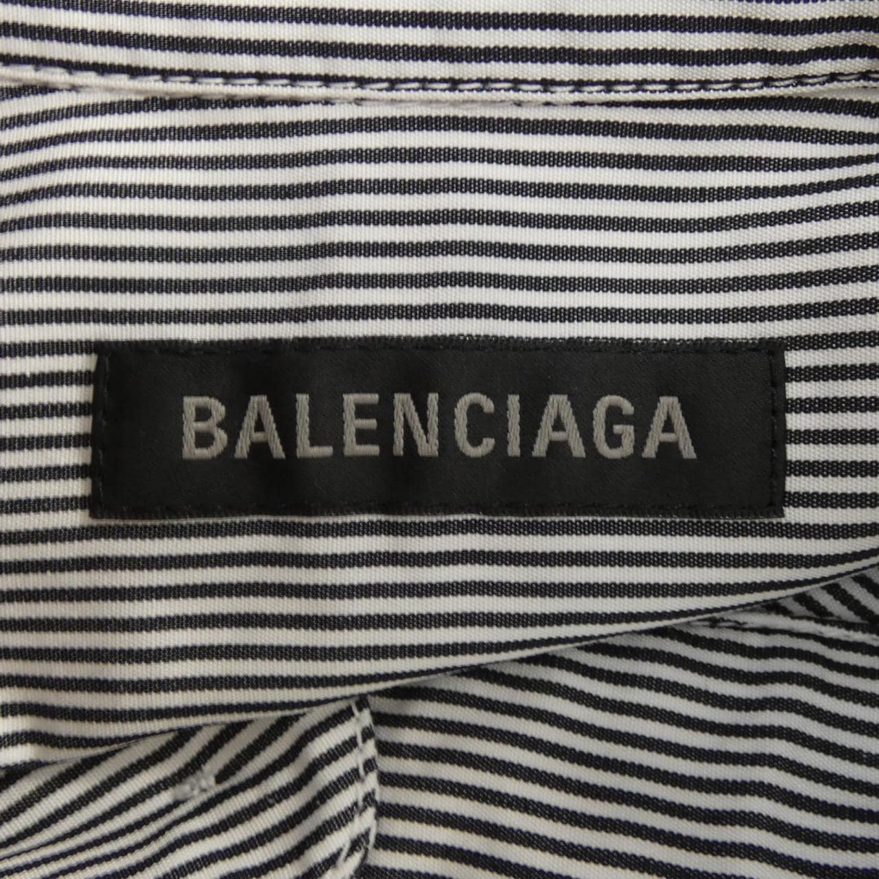 バレンシアガ BALENCIAGA 671663 TNM29 シャツ