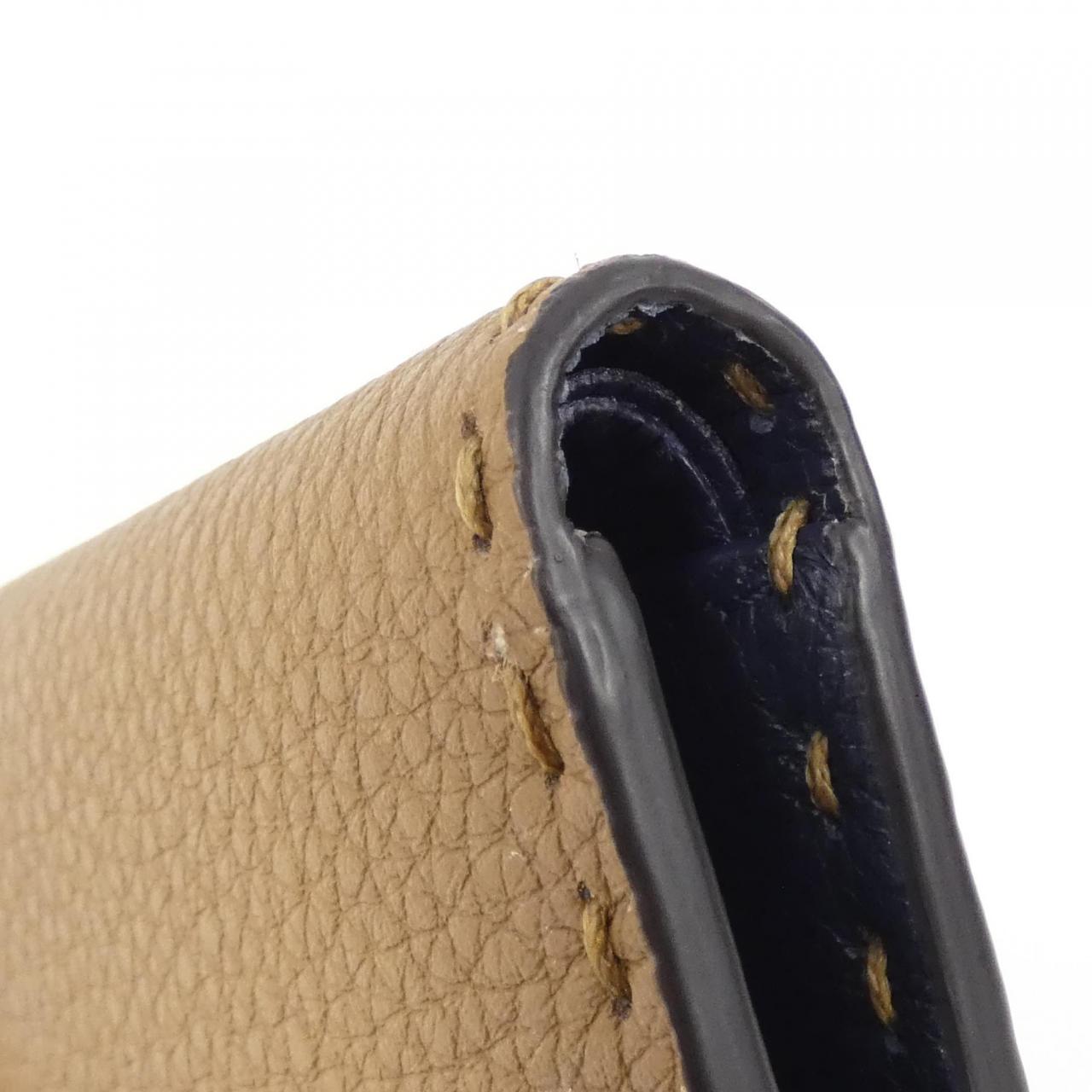 フェンディ 7M0193 AP3C 財布