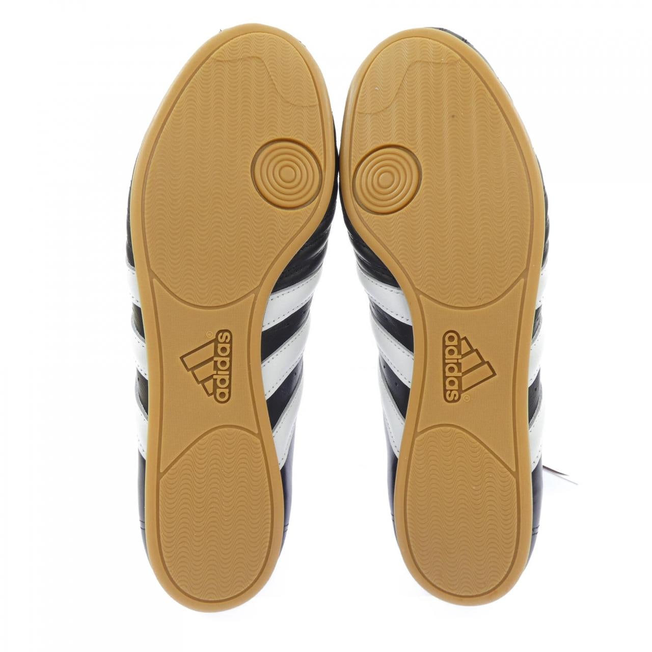 アディダス ADIDAS JQ4775 スニーカー