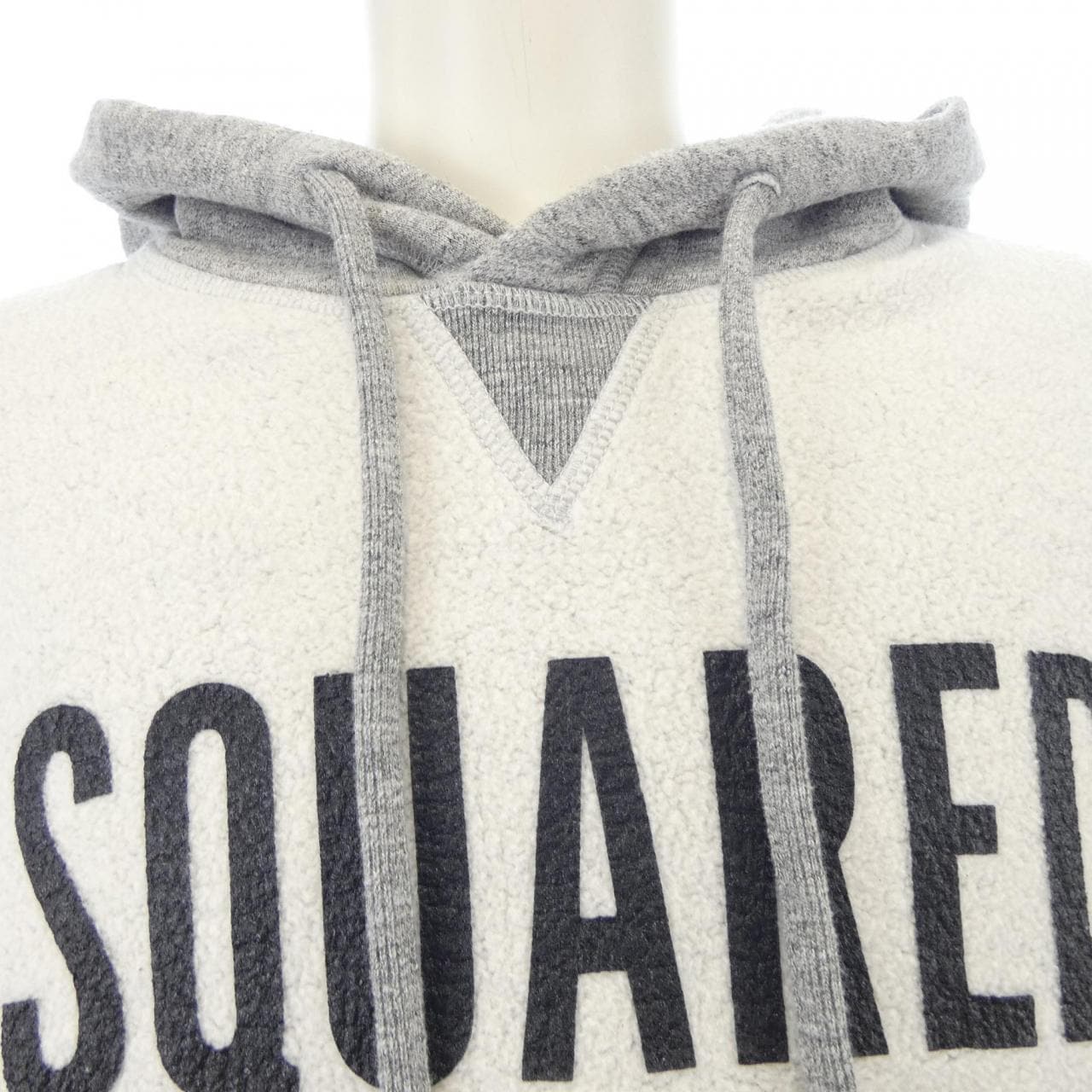 ディースクエアード DSQUARED2 パーカー