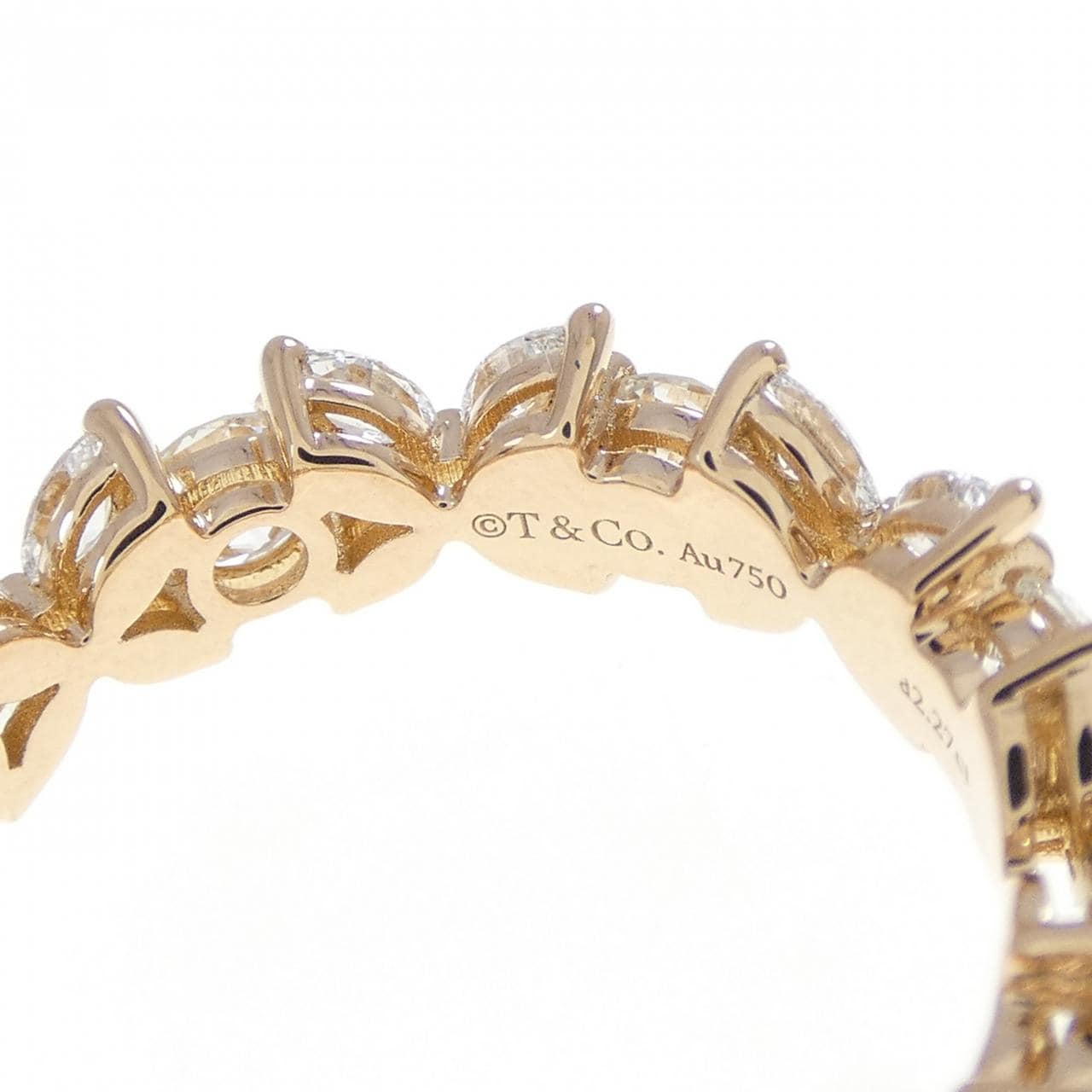 ティファニー ビクトリア オルタネーティング リング 2.27CT