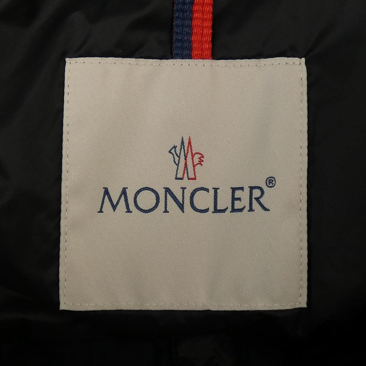 【新品】モンクレール MONCLER ダウンジャケット