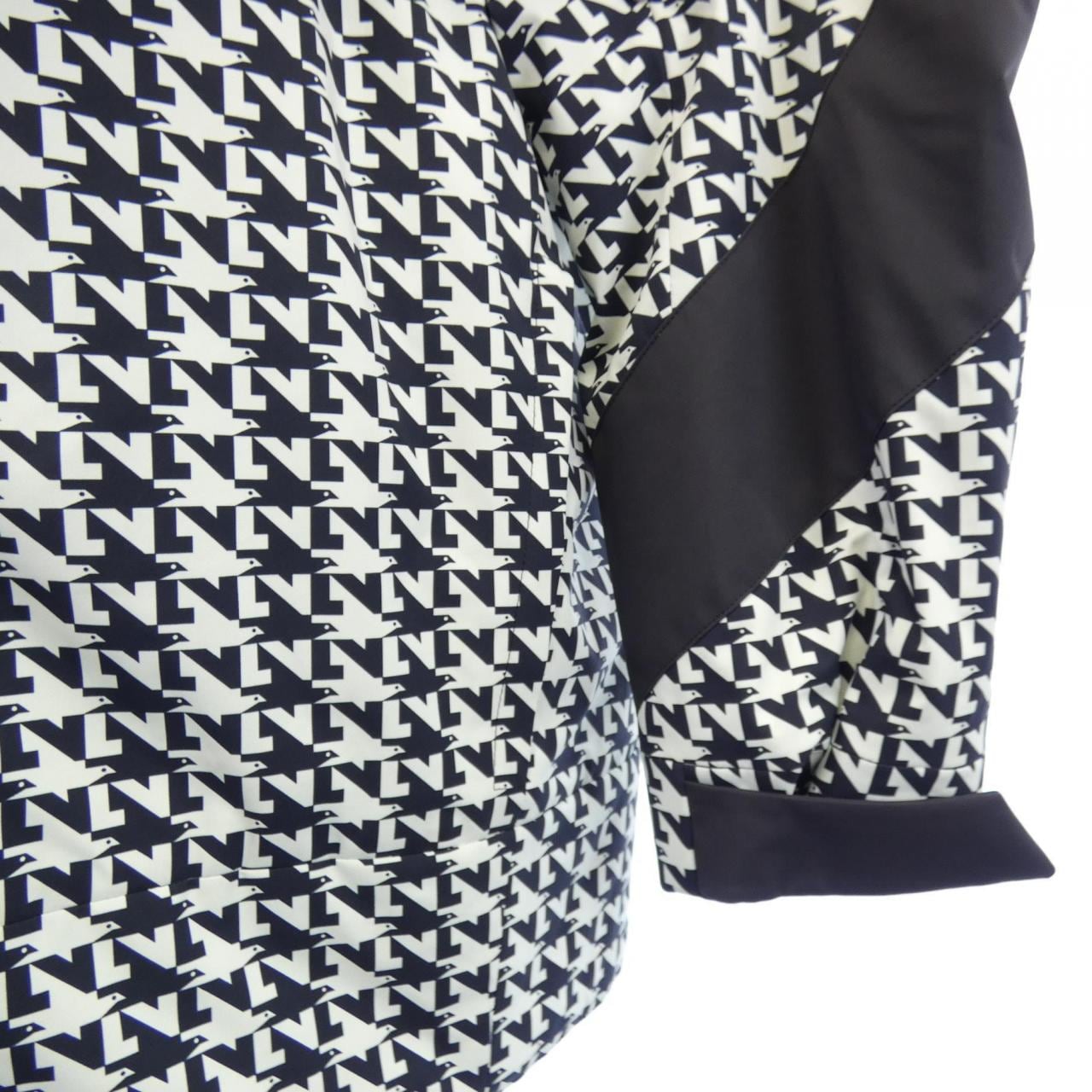 ルイヴィトン LOUIS VUITTON バイカラーパデッドフーデッドブルゾン HOB03WJ34 ジャケット