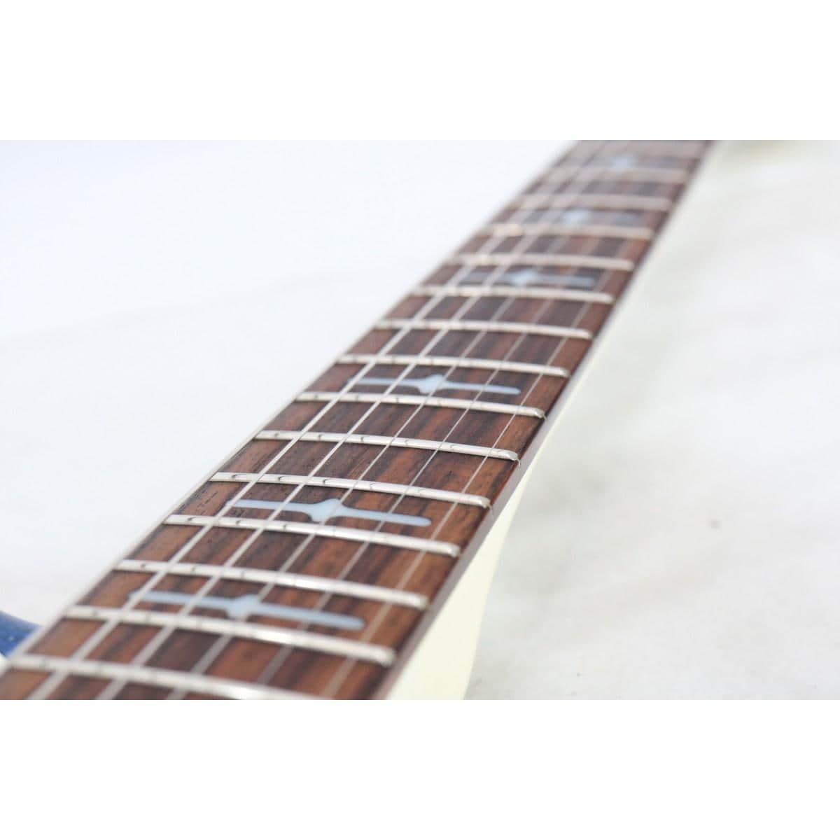 Ｉｔａｌｉａ　ｇｕｉｔａｒｓ　　ＭＯＮＺＡ