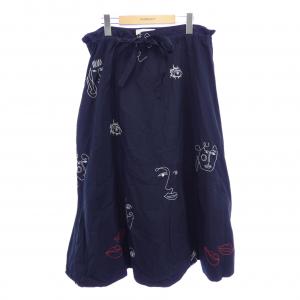 MR.LARKIN スカート