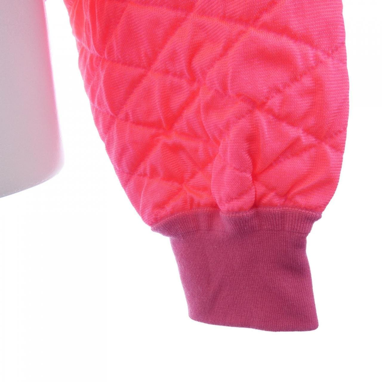 ルイヴィトン LOUIS VUITTON ホットピンクキルテッドプルオーバー FNKL06PT9 トップス