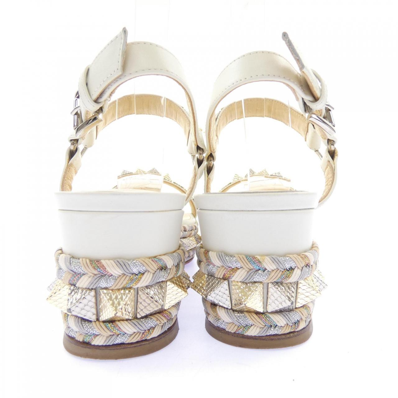 クリスチャンルブタン CHRISTIAN LOUBOUTIN サンダル