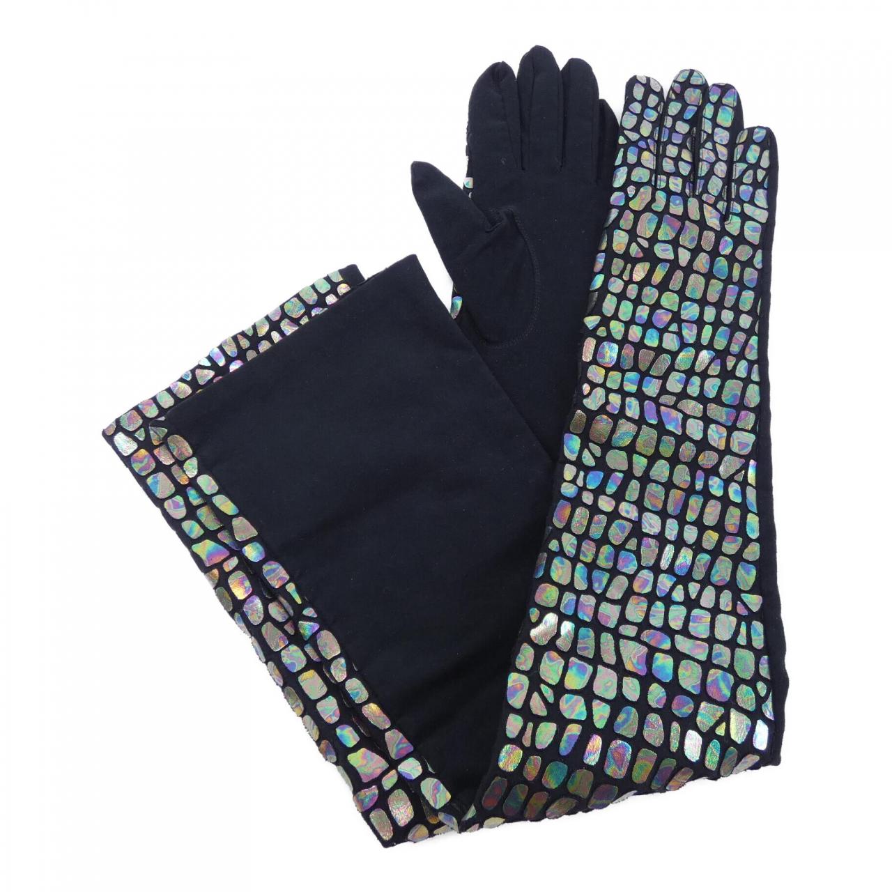 ISSEY MIYAKE GLOVE