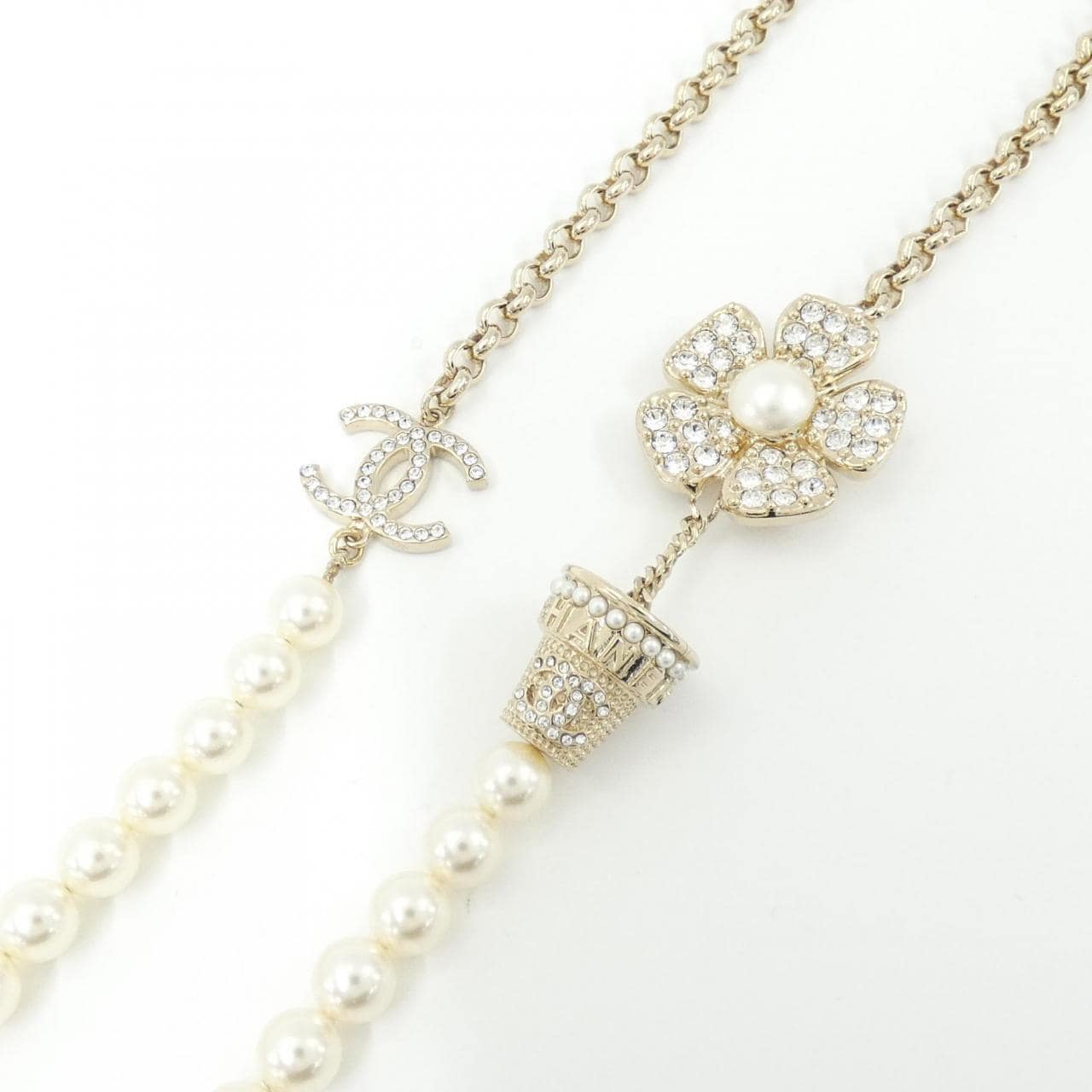 CHANEL ABA581 Necklace