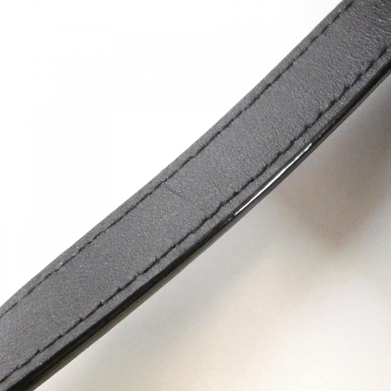 ジミーチュウ バッグ