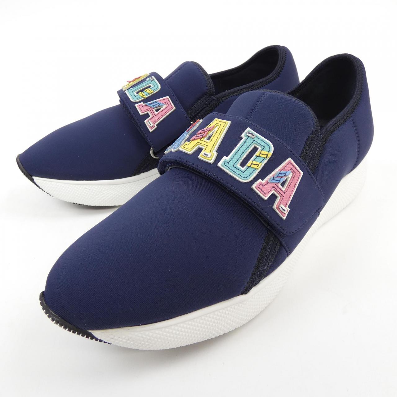 プラダ PRADA スニーカー