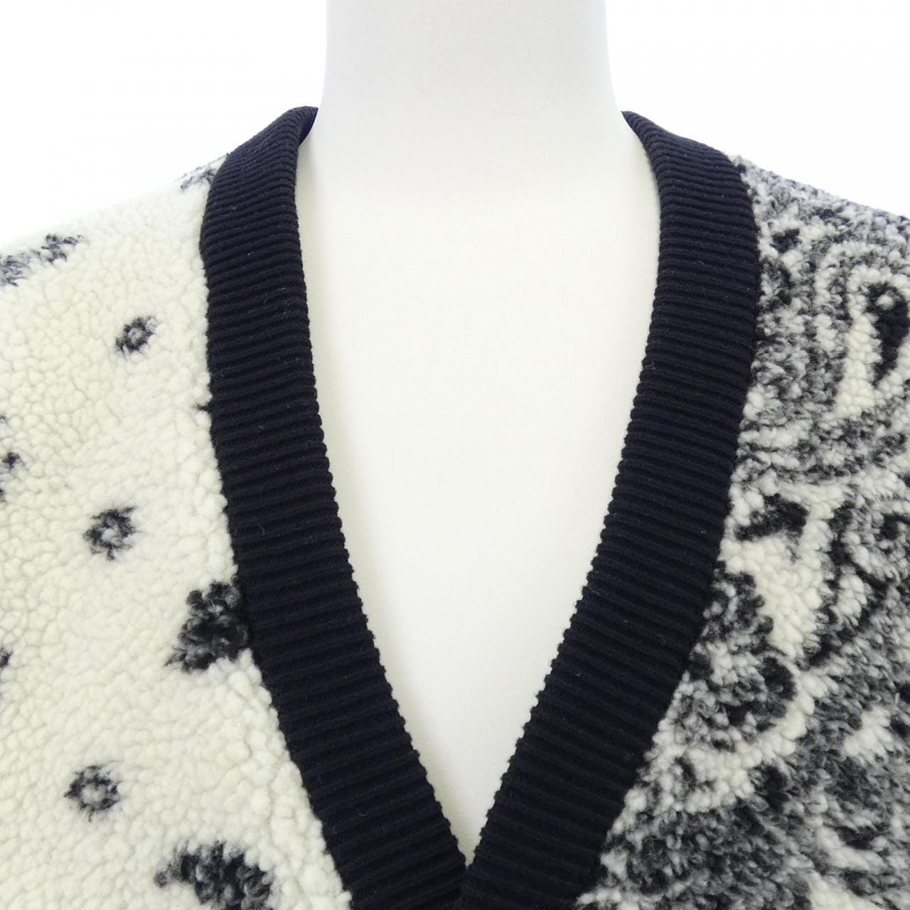 ラブレス LOVELESS 61N66-243-02 カーディガン