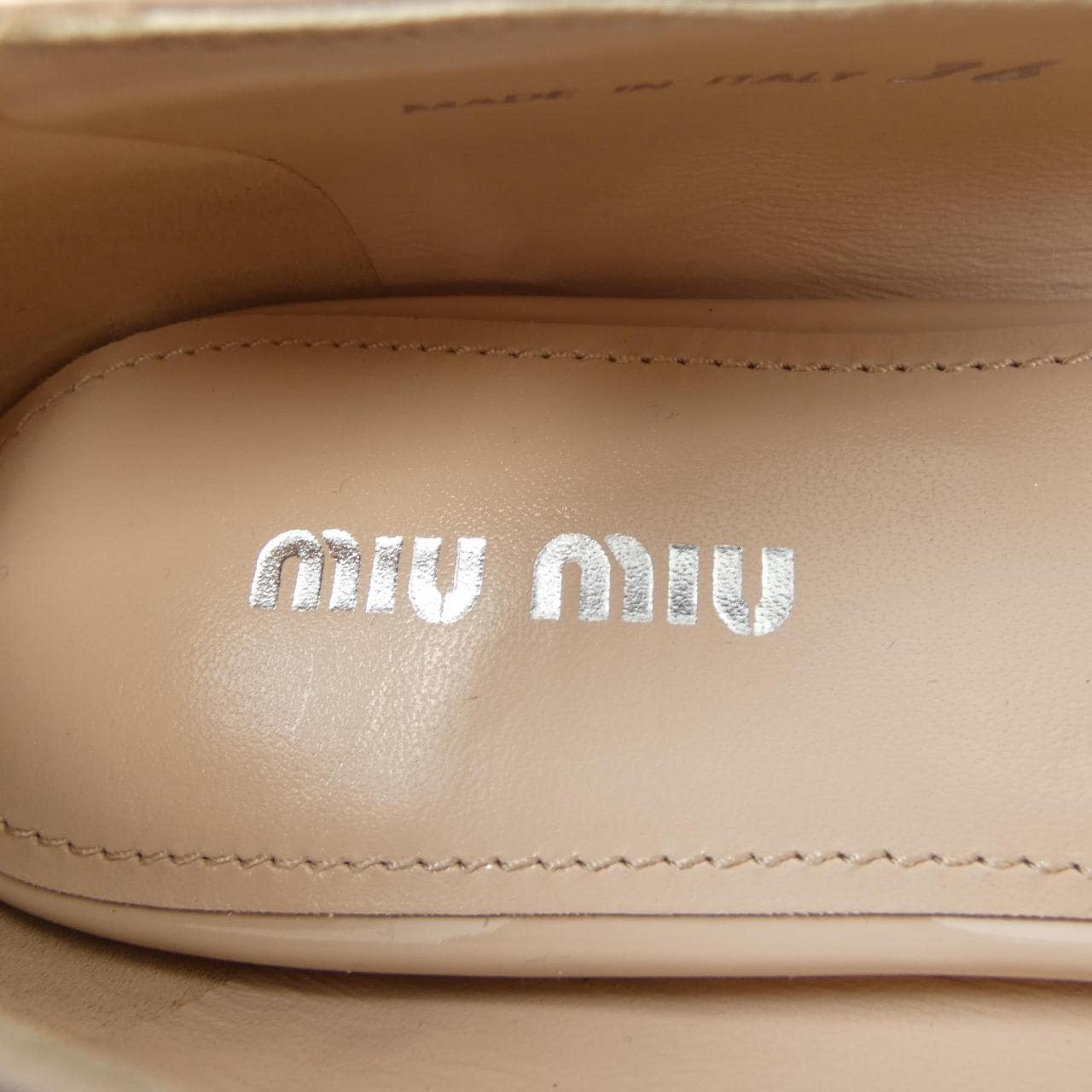 MIU MIU MIU MIU Flat Shoes