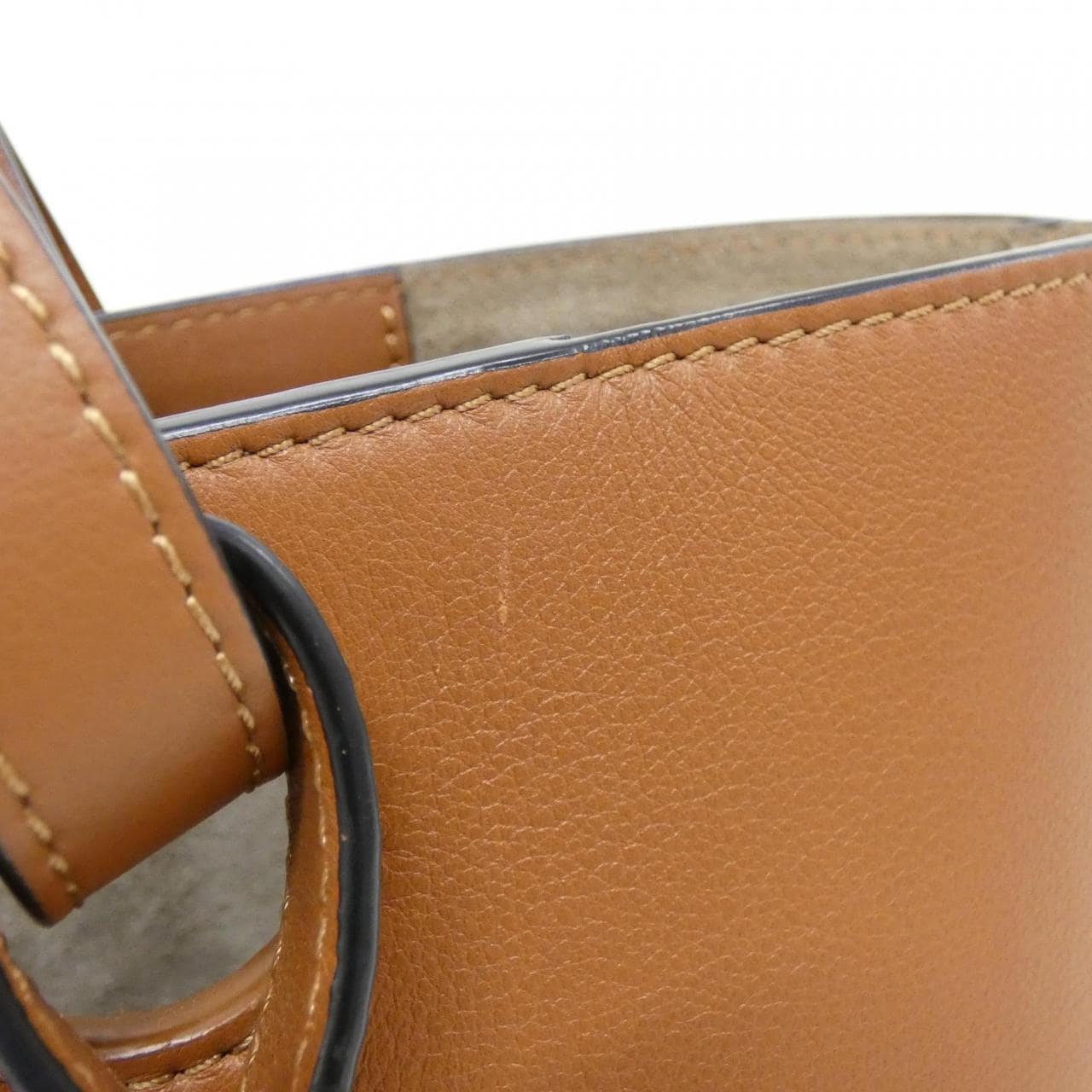 Loewe Anagram Tote小号A717S72X11 包