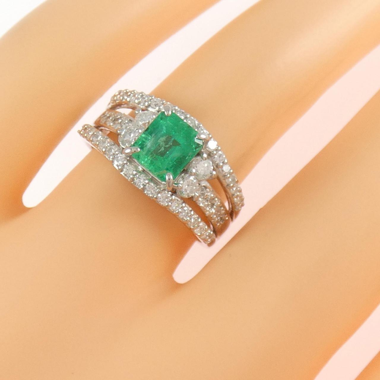 PT900 エメラルド リング 1.06CT