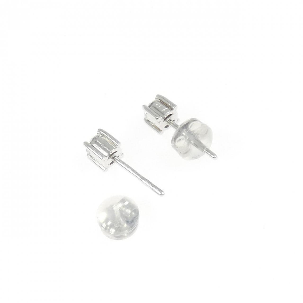 PT/PT900 ソリティア ダイヤモンド ピアス 0.36CT
