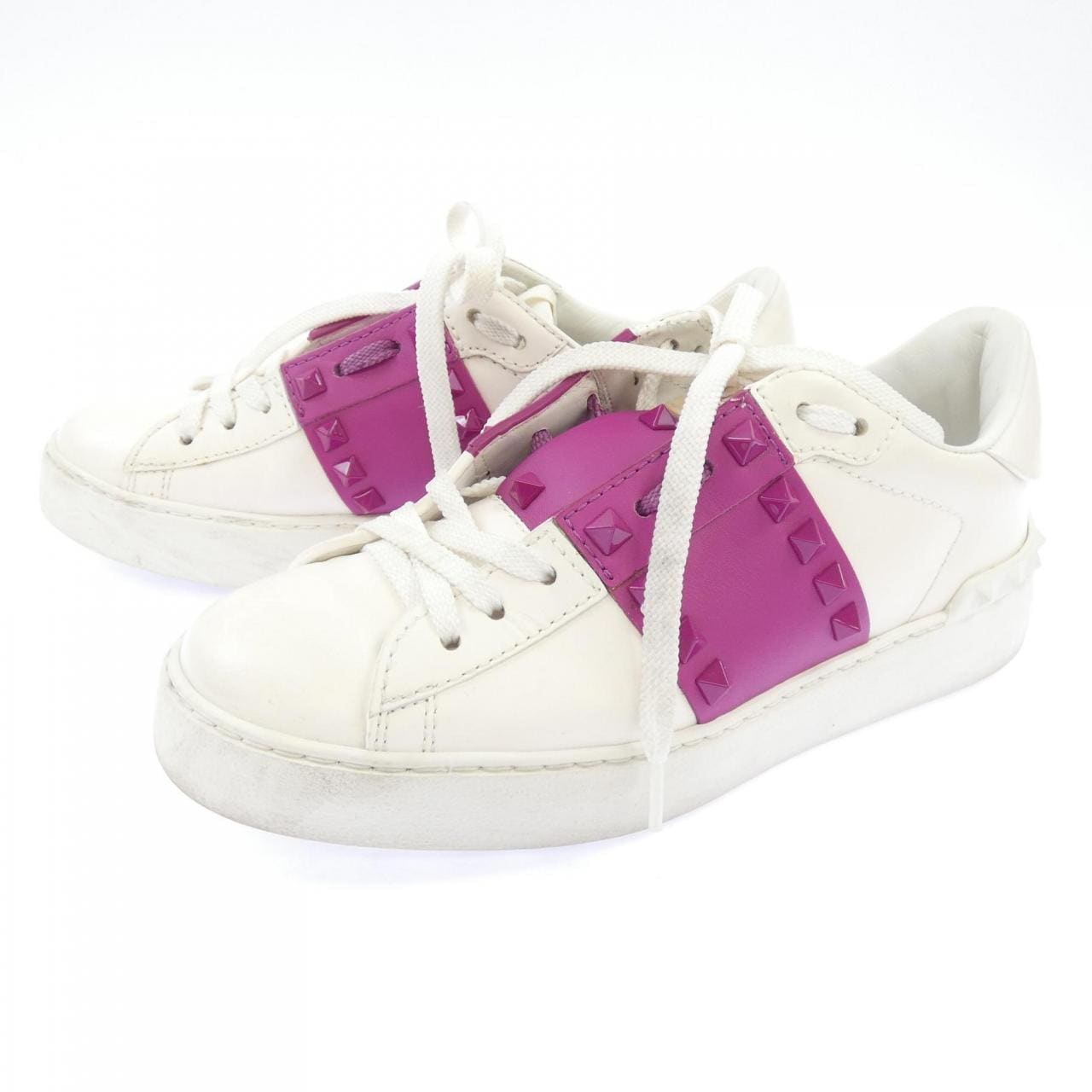 ヴァレンティノガラヴァーニ VALENTINO GARAVANI AO01W2 スニーカー