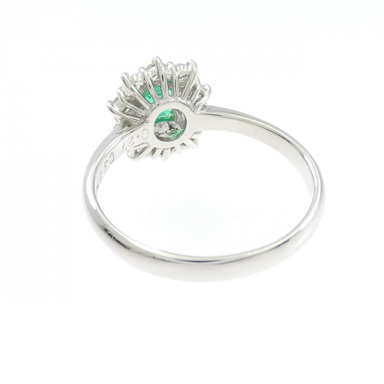 PT900 エメラルド リング 0.33CT