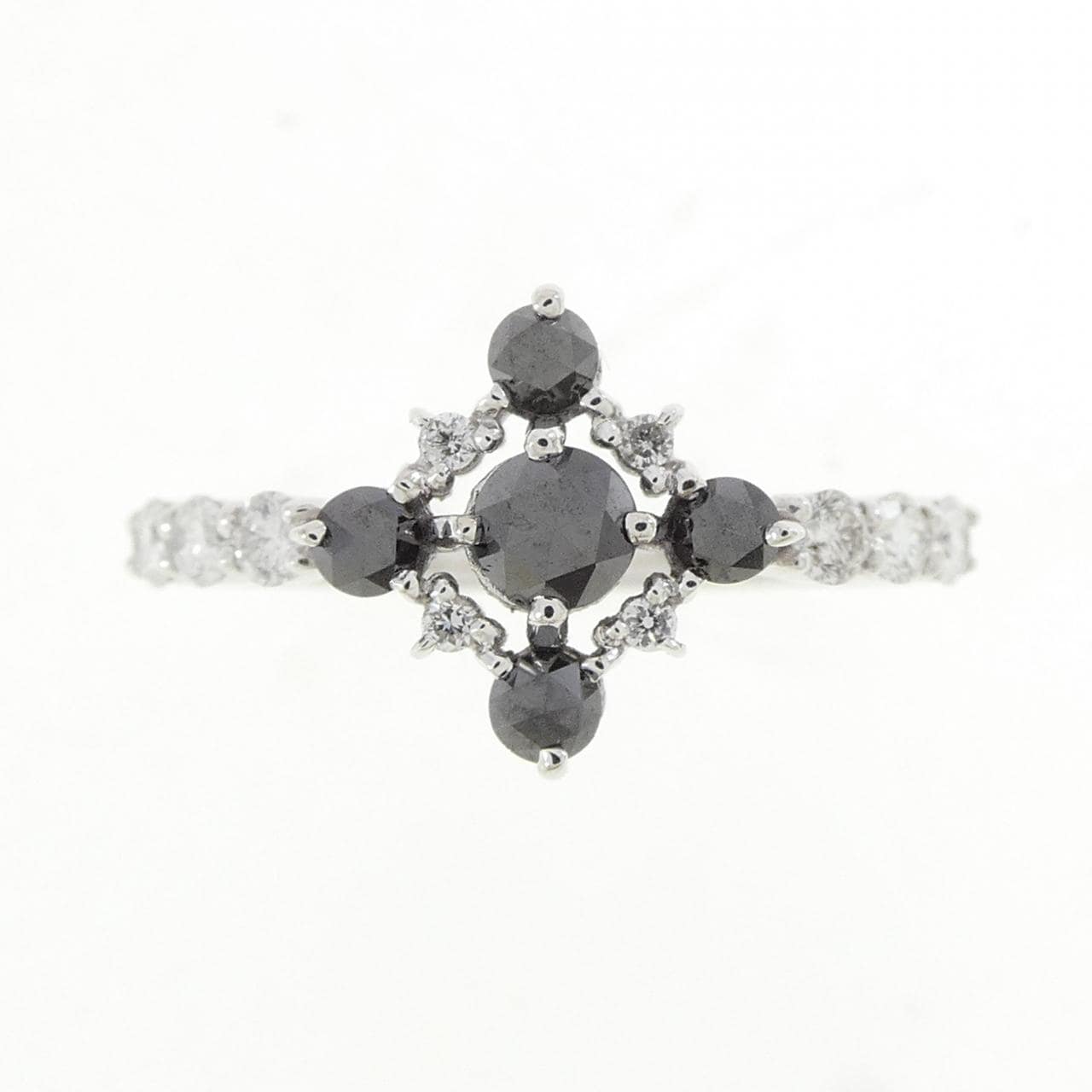 K18WG ダイヤモンド リング 0.47CT