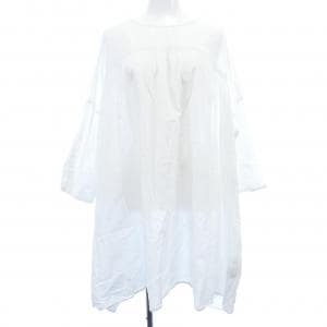 トゥモローランド TOMORROW LAND 42-01-21-01402 トップス