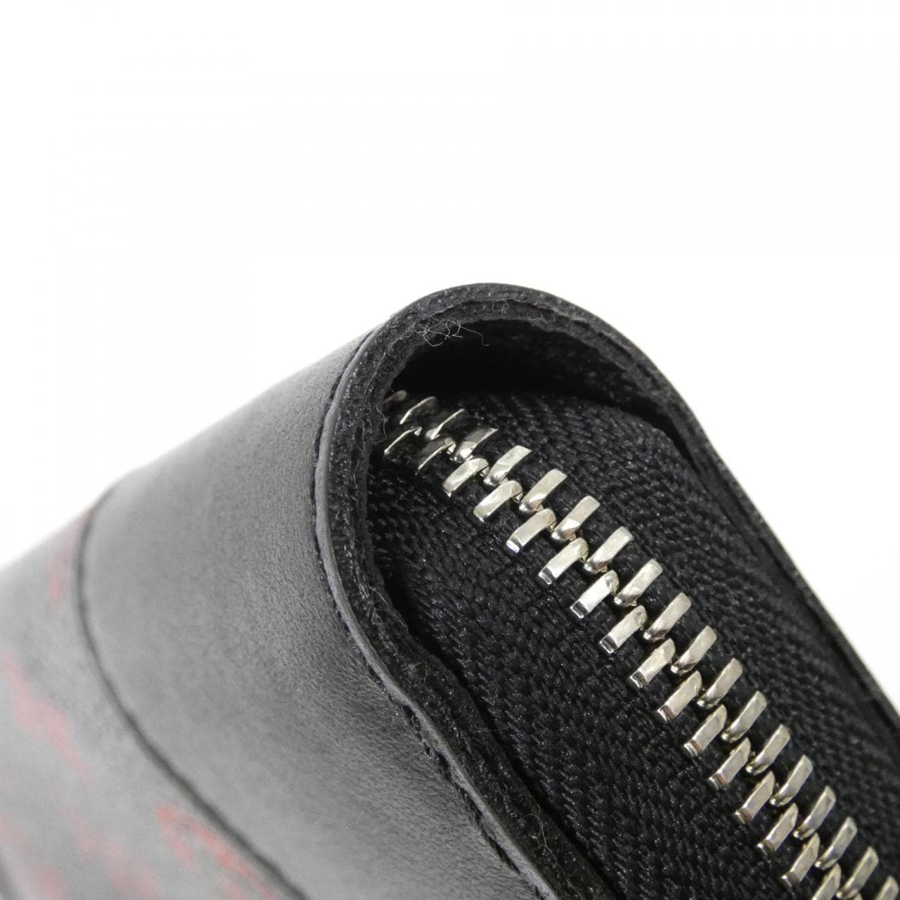 ルイヴィトン モノグラム ルージュ ジッピー ウォレット M60974 財布