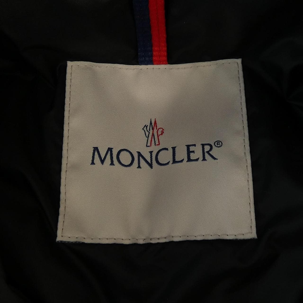 【新品】モンクレール MONCLER TUQUEROUYE ダウンベスト
