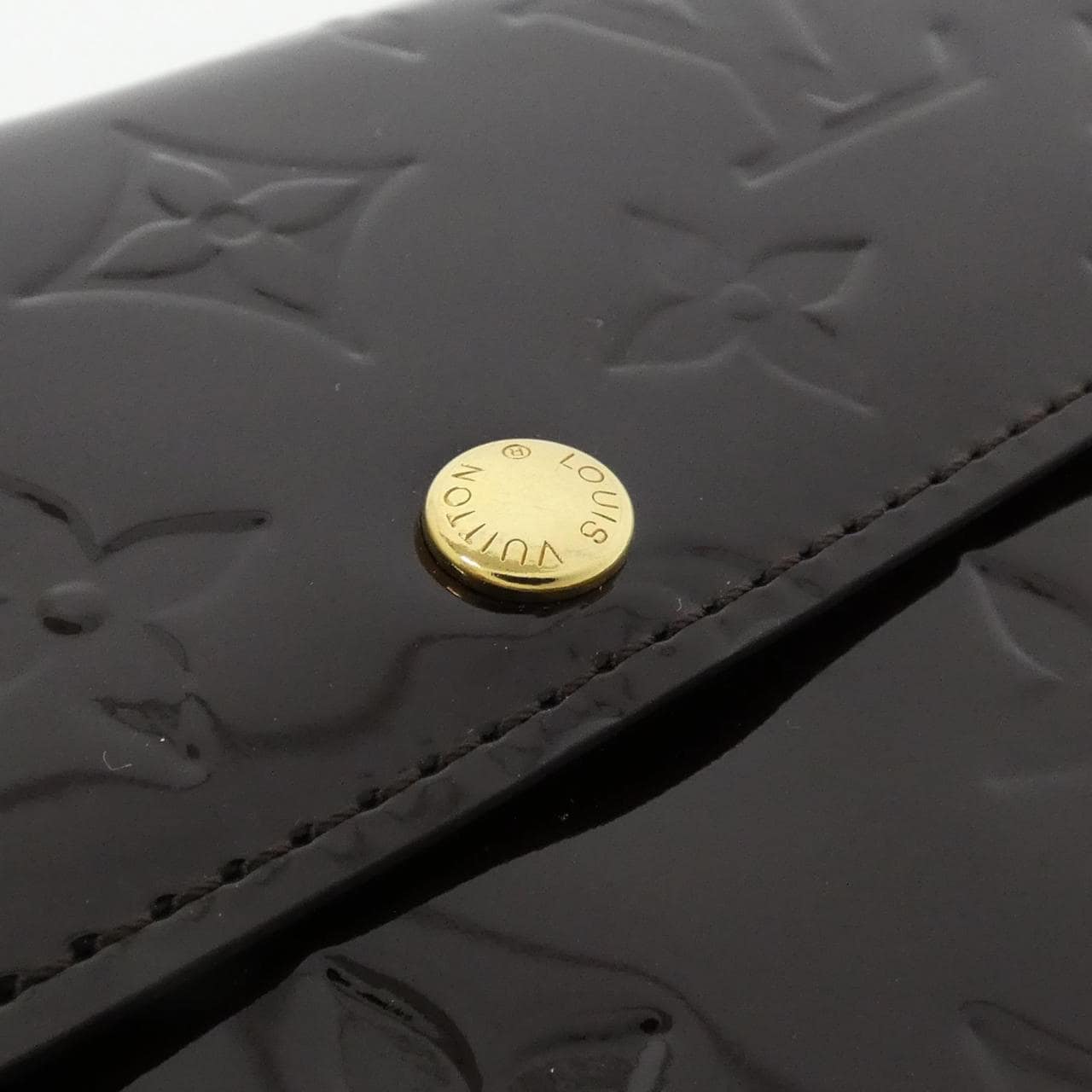 LOUIS VUITTON Vernis Portefeuille Sarah M93524 钱包