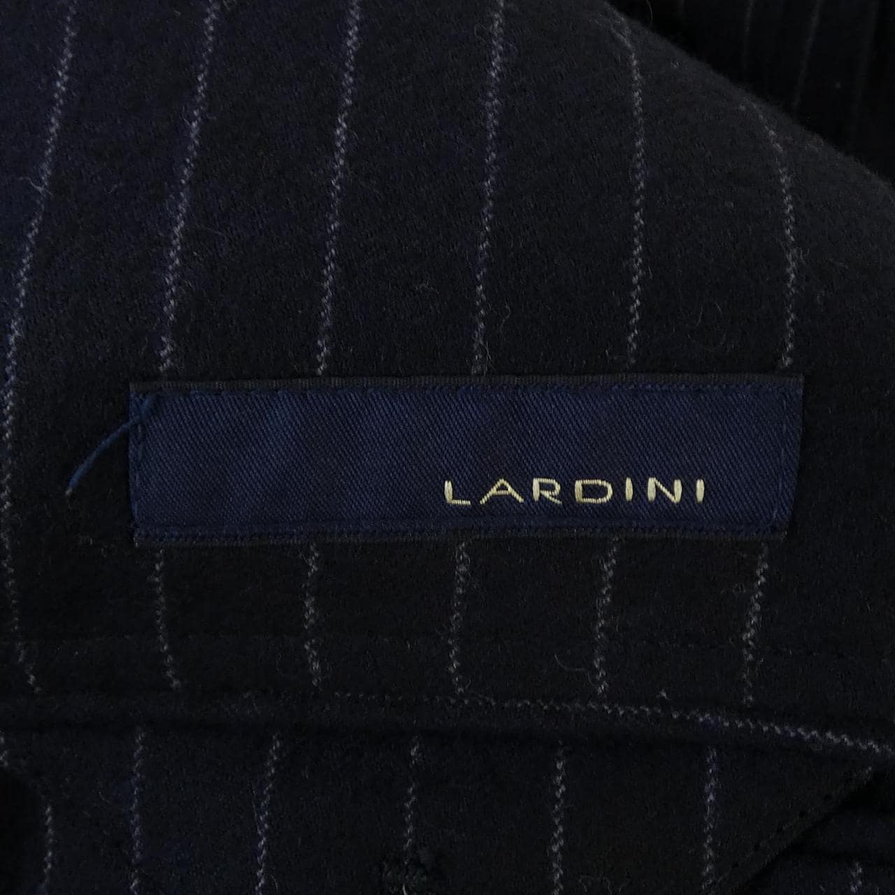 ラルディーニ LARDINI スーツ
