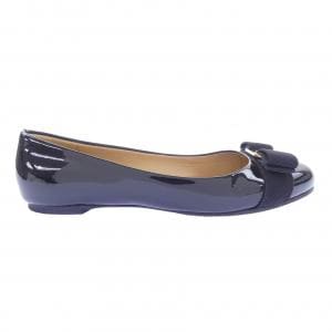 サルヴァトーレフェラガモ SALVATORE FERRAGAMO フラットシューズ