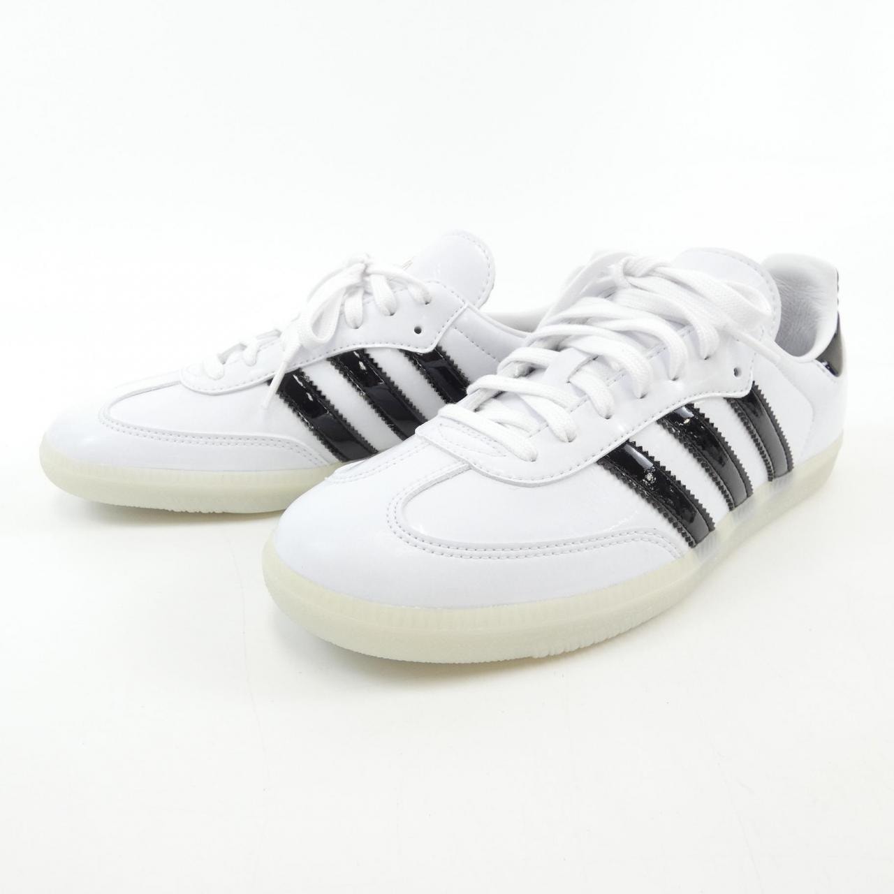 アディダス ADIDAS スニーカー