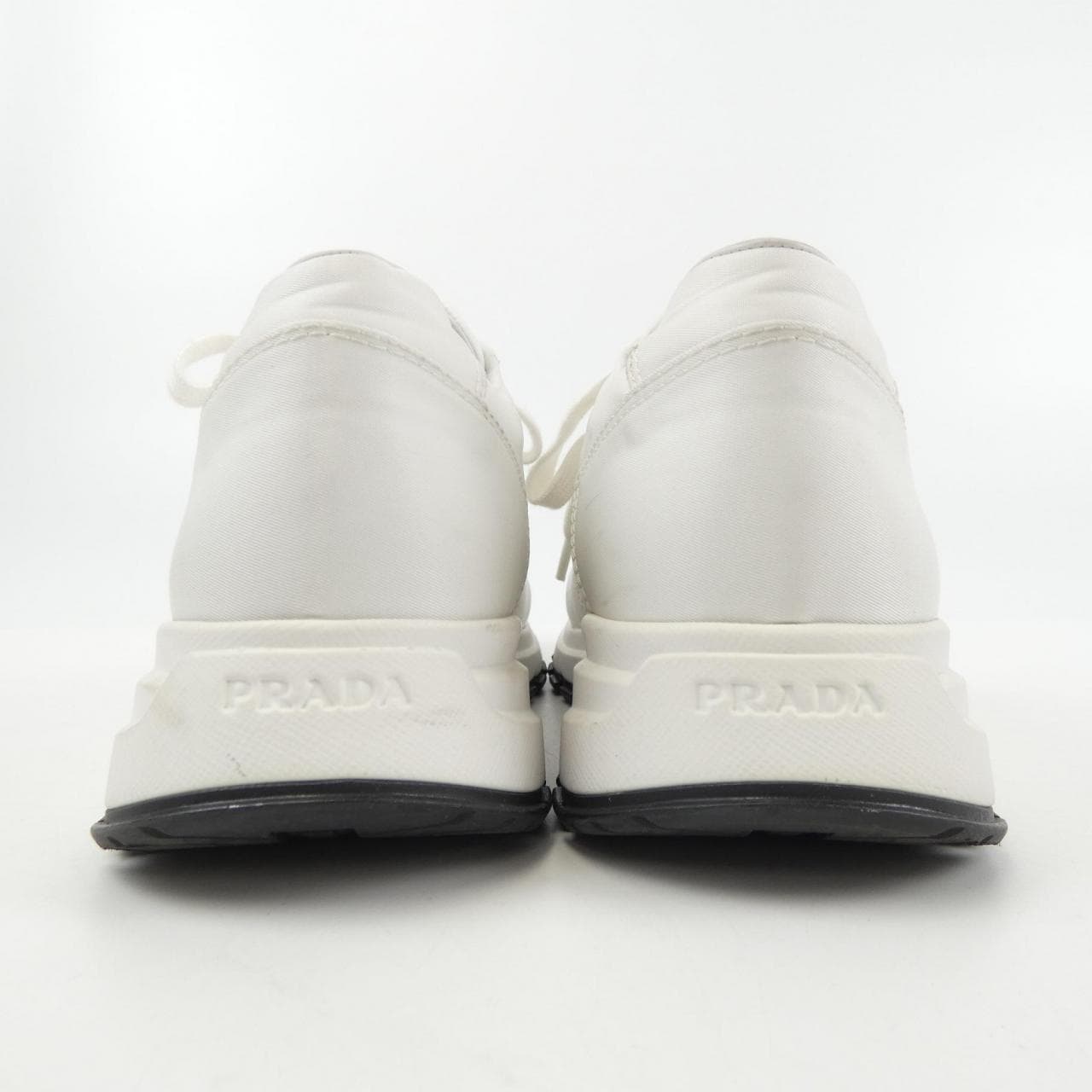 プラダ PRADA スニーカー